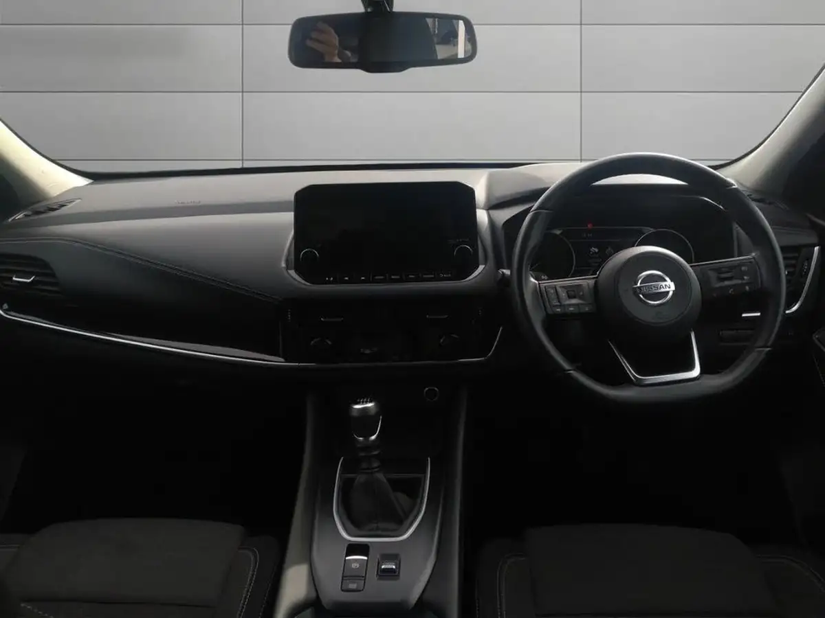 2022-nissan-qashqai-13-dig-t-n-connecta-140ps-big-24