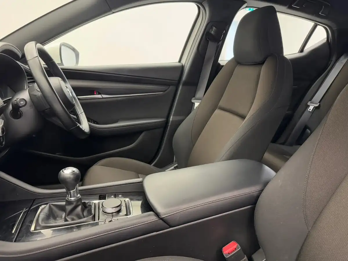 2022-mazda-mazda3-20-se-l-big-9