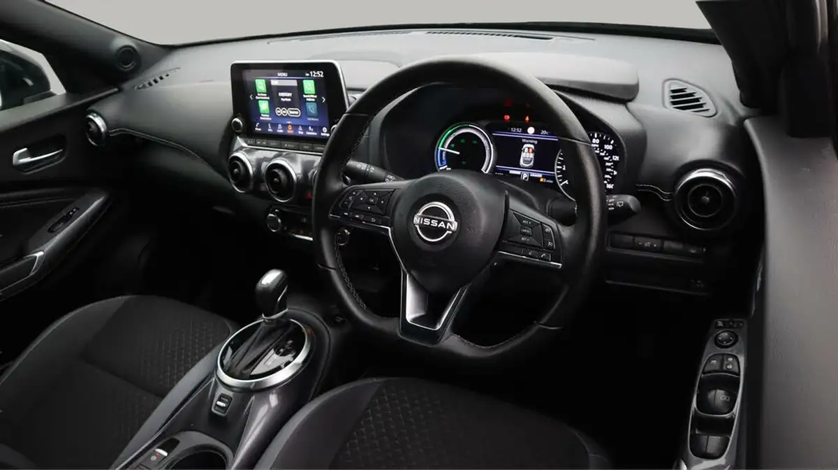 2024-nissan-juke-16-hybrid-n-connecta-big-9