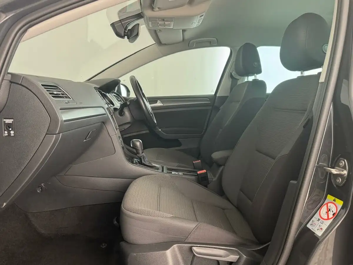 2020-volkswagen-golf-e-e-golf-big-10