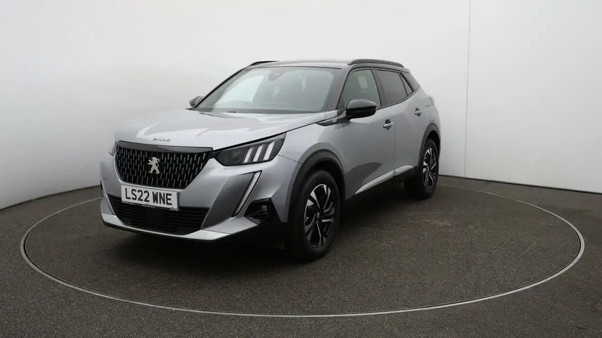 2022-peugeot-2008-suv-12-puretech-gt-big-29