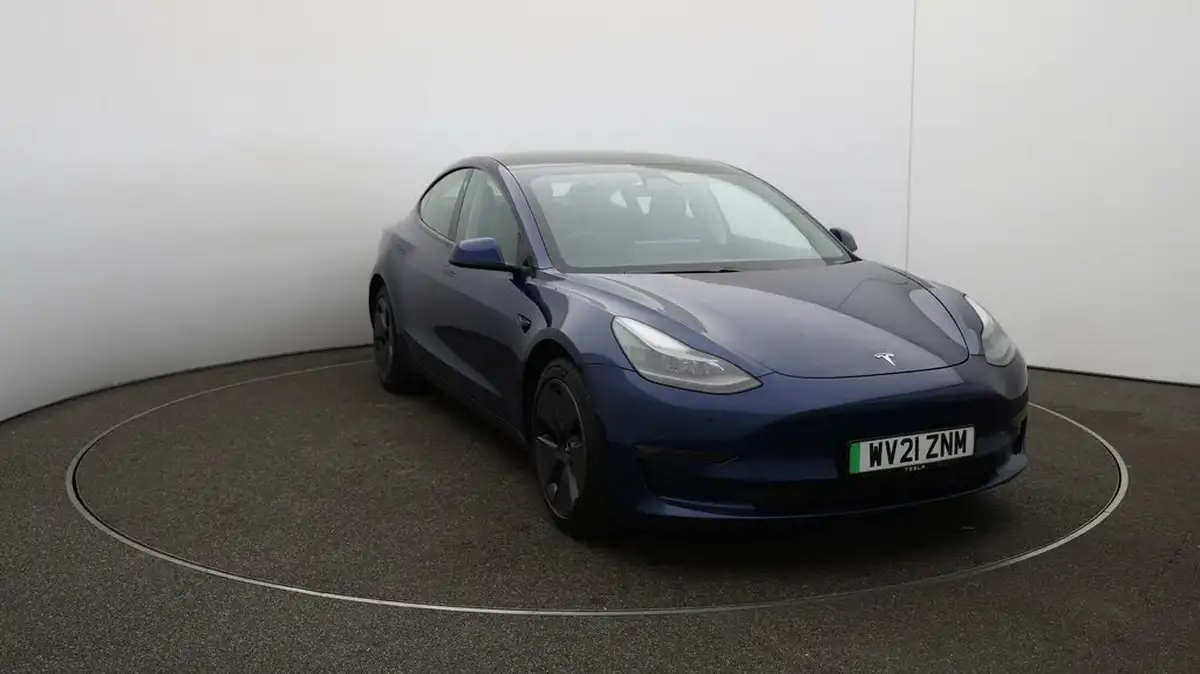 2021-tesla-model-3-e-long-range-4x4-big-32