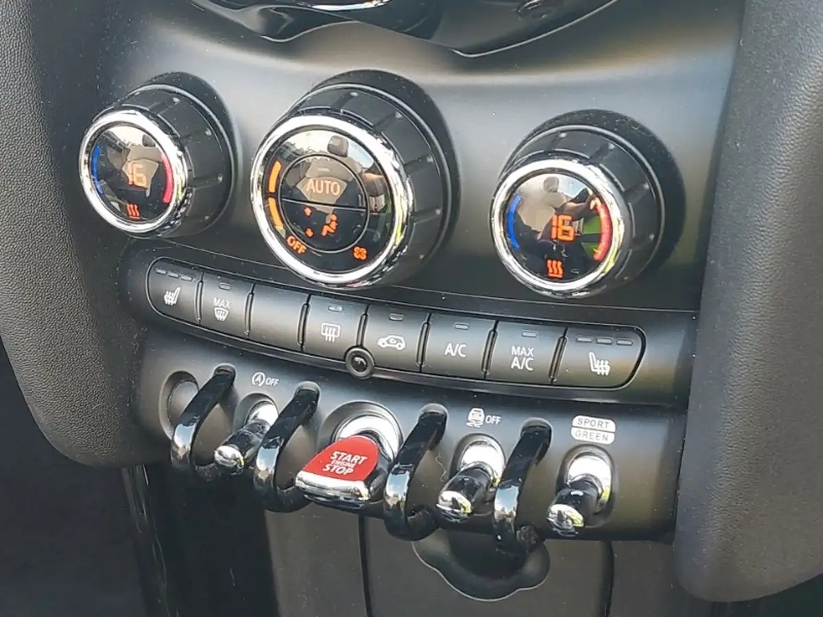 2023-dacia-duster-13-tce-journey-130bhp-big-18