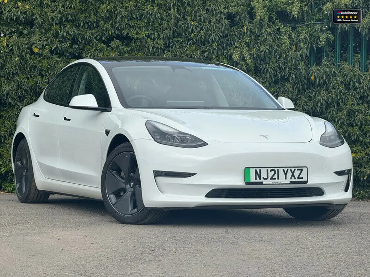 2021-tesla-model-3-e-long-range-4x4-big-1