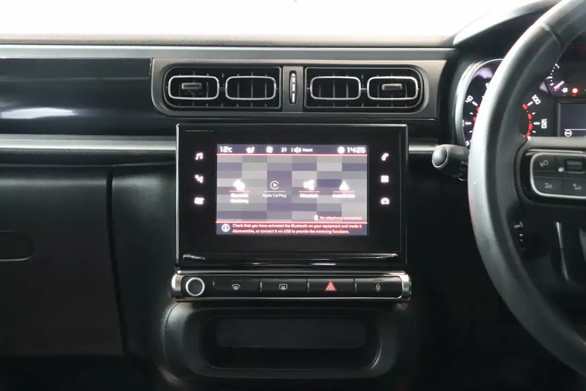 2018-citroen-c3-12-puretech-flair-110ps-ss-eat6-big-13