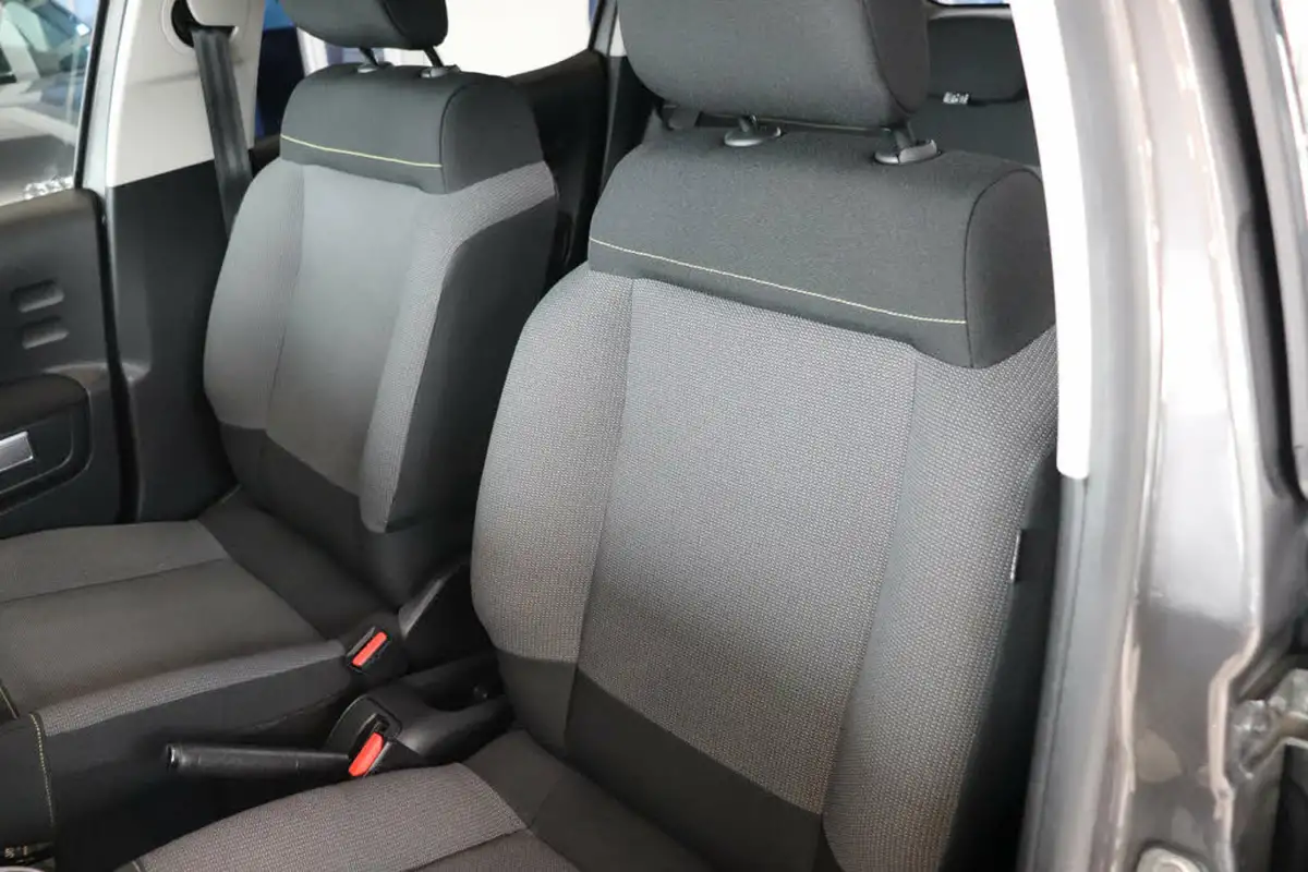 2018-citroen-c3-12-puretech-flair-110ps-ss-eat6-big-35