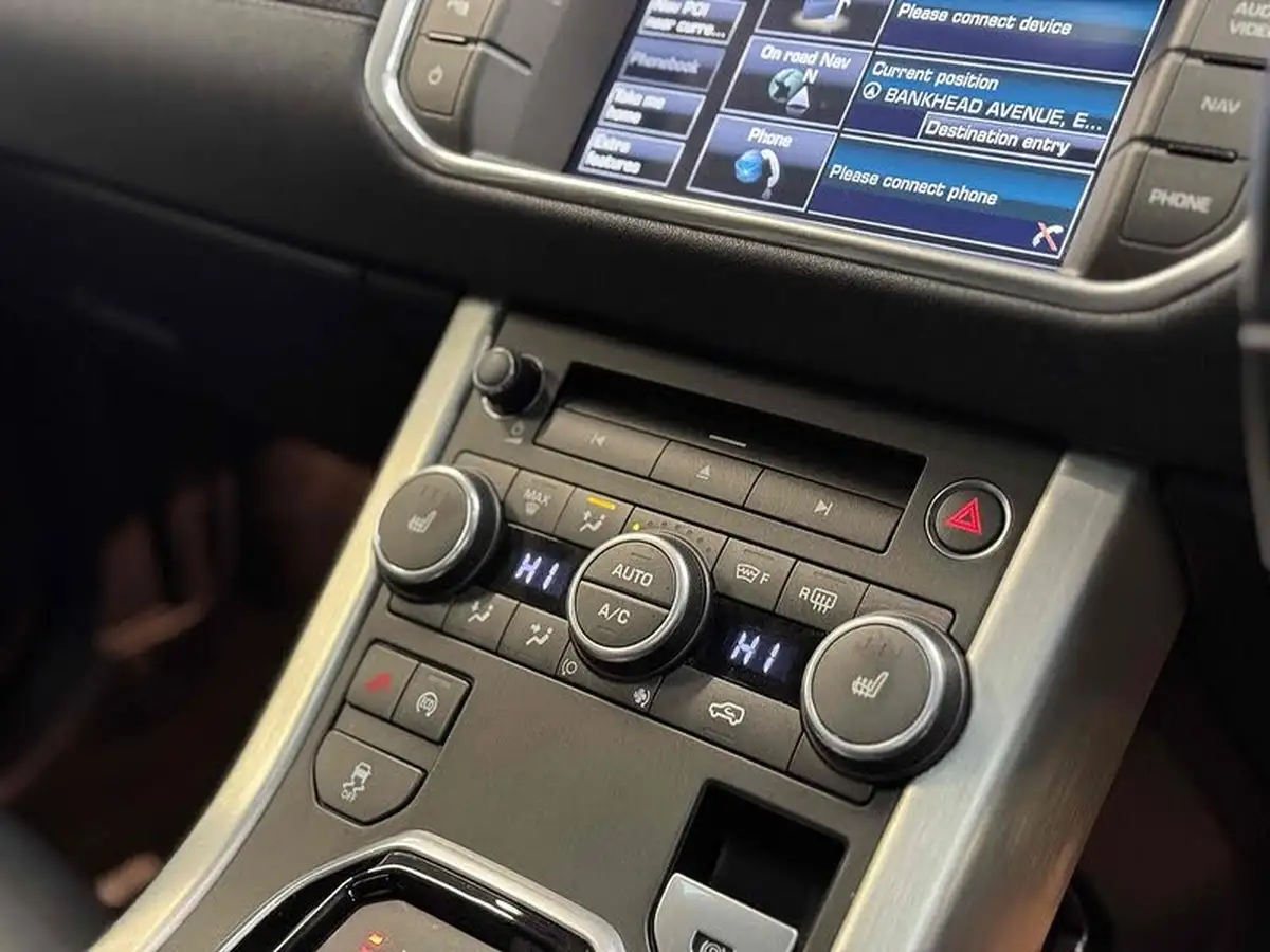 2015-land-rover-range-rover-evoque-22sd4-pure-tech-hatchback-5d-auto-big-10