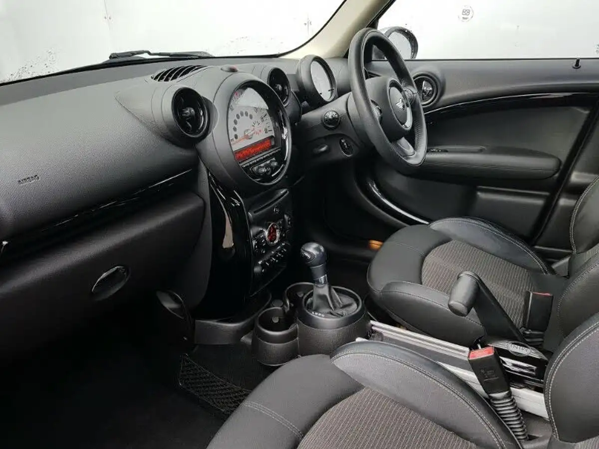 2013-mini-countryman-16-cooper-122bhp-auto-big-4