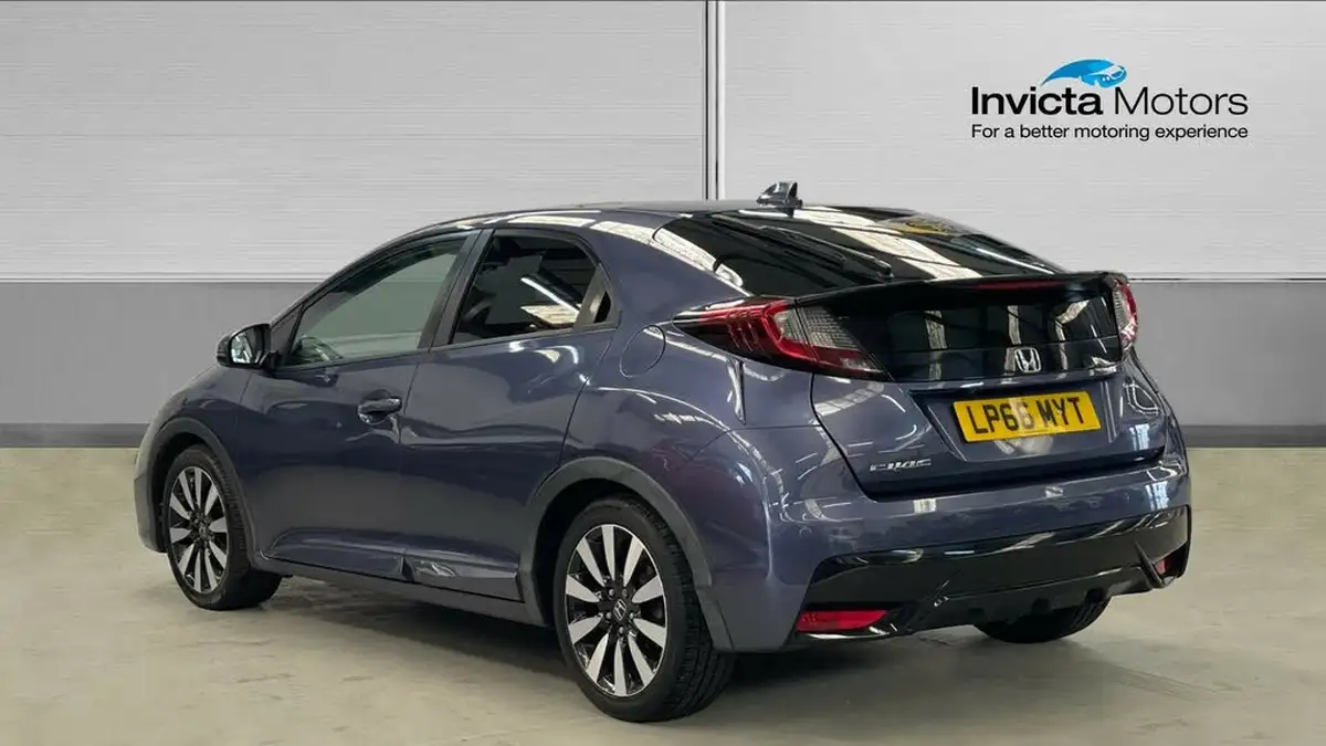 2016-honda-civic-18-i-vtec-sr-dasp-hatchback-auto-big-4