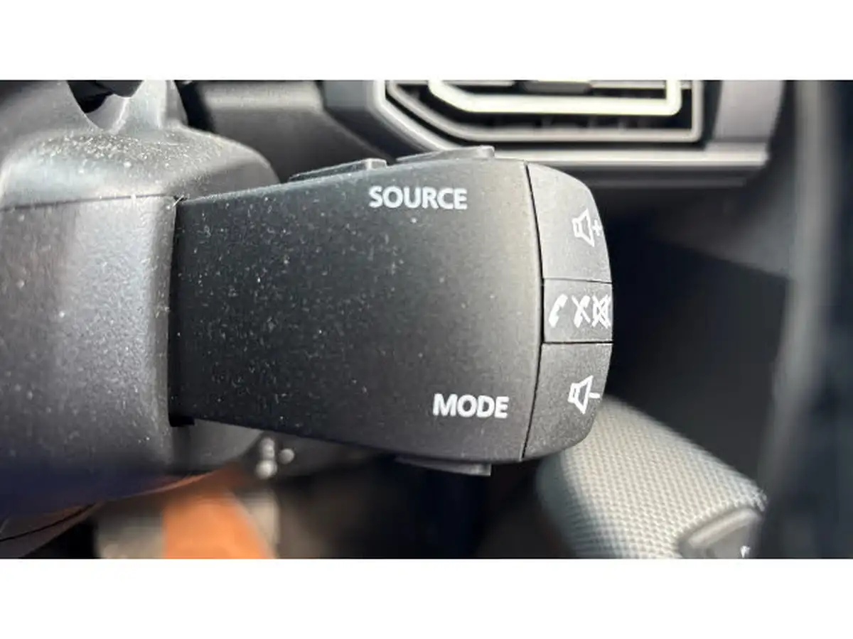 2024-dacia-sandero-10-tce-journey-90bhp-big-35