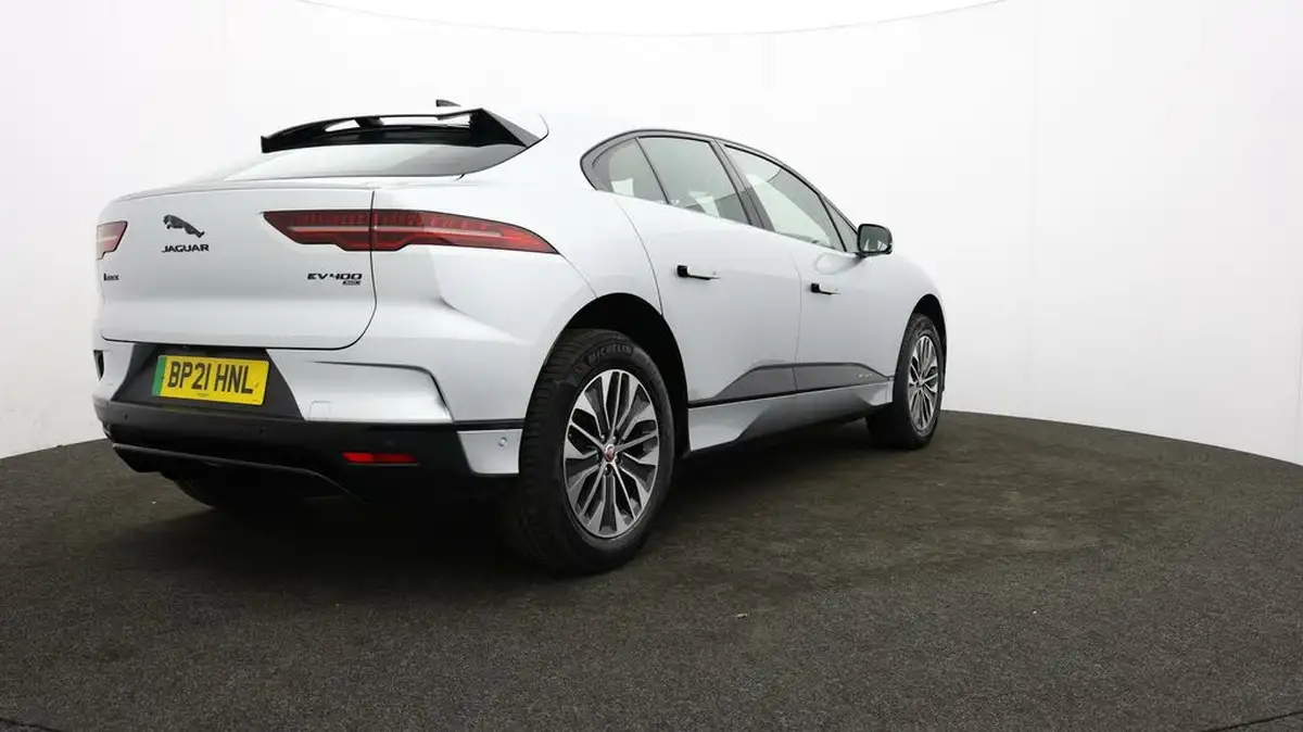 2021-jaguar-i-pace-ev400-se-big-75