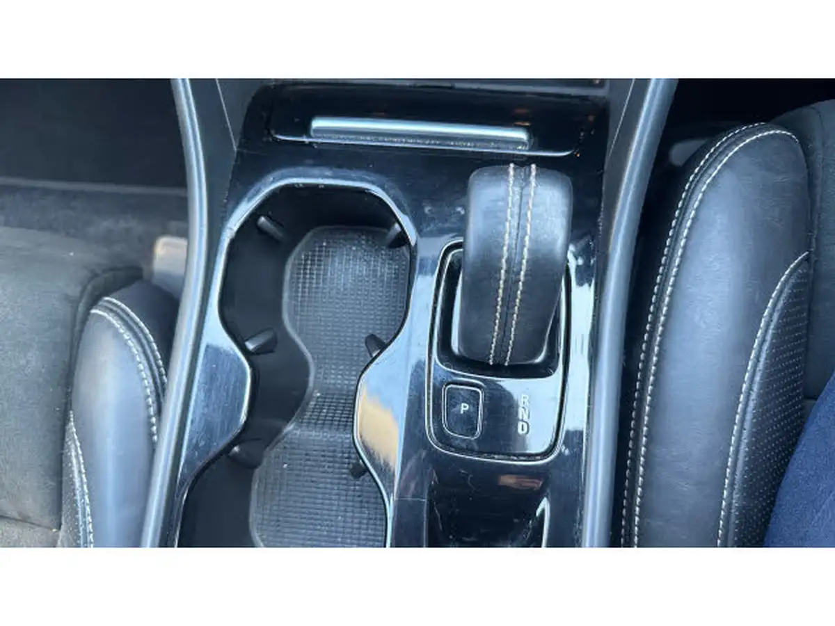 2020-volvo-xc40-15-t3-r-design-geartronic-big-33