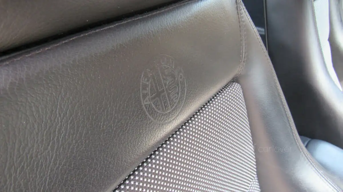 2002-alfa-romeo-gtv-30-v6-24v-lusso-big-19