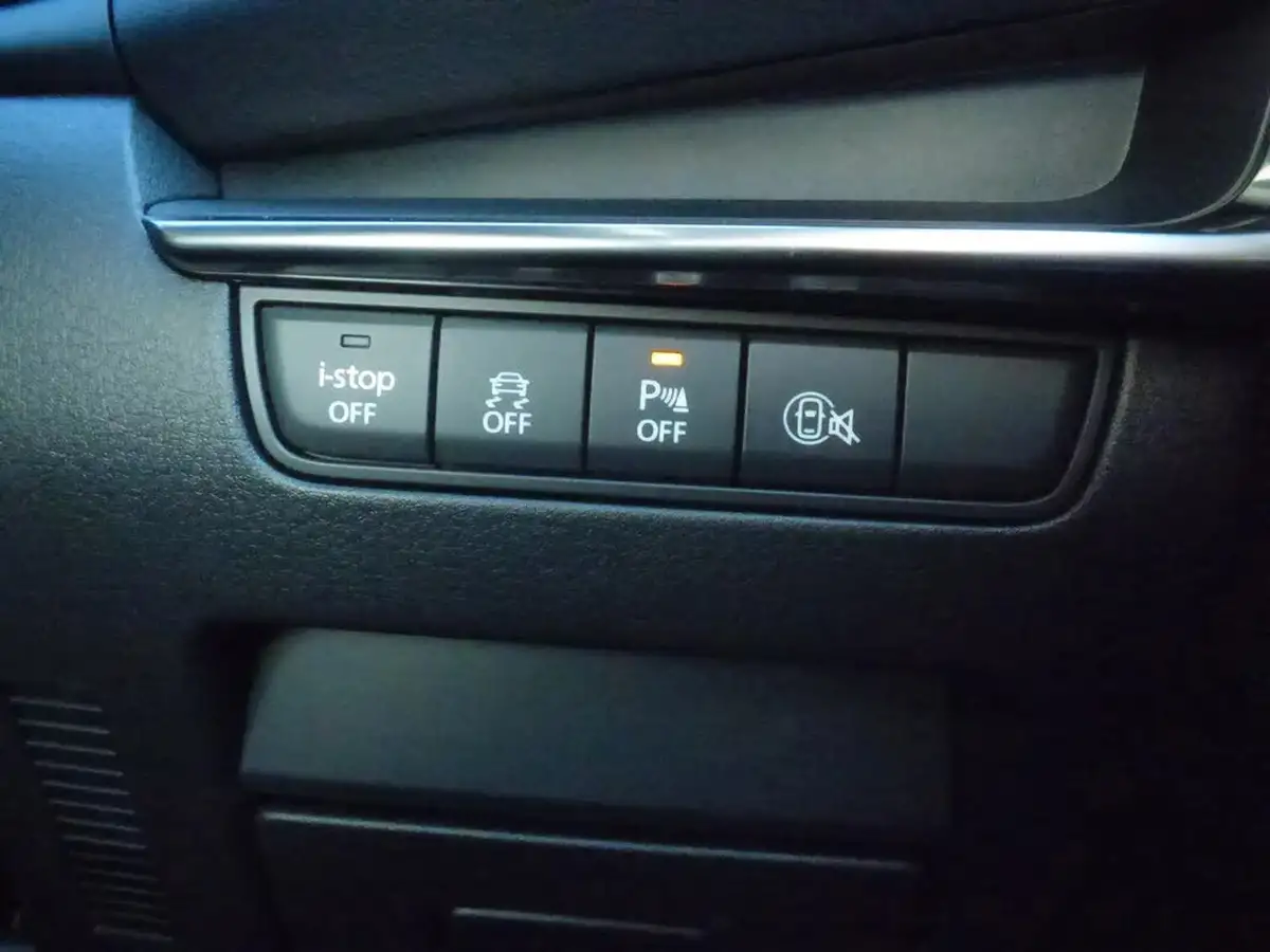 2025-mazda-mazda3-25-e-skyactiv-g-homura-auto-big-19
