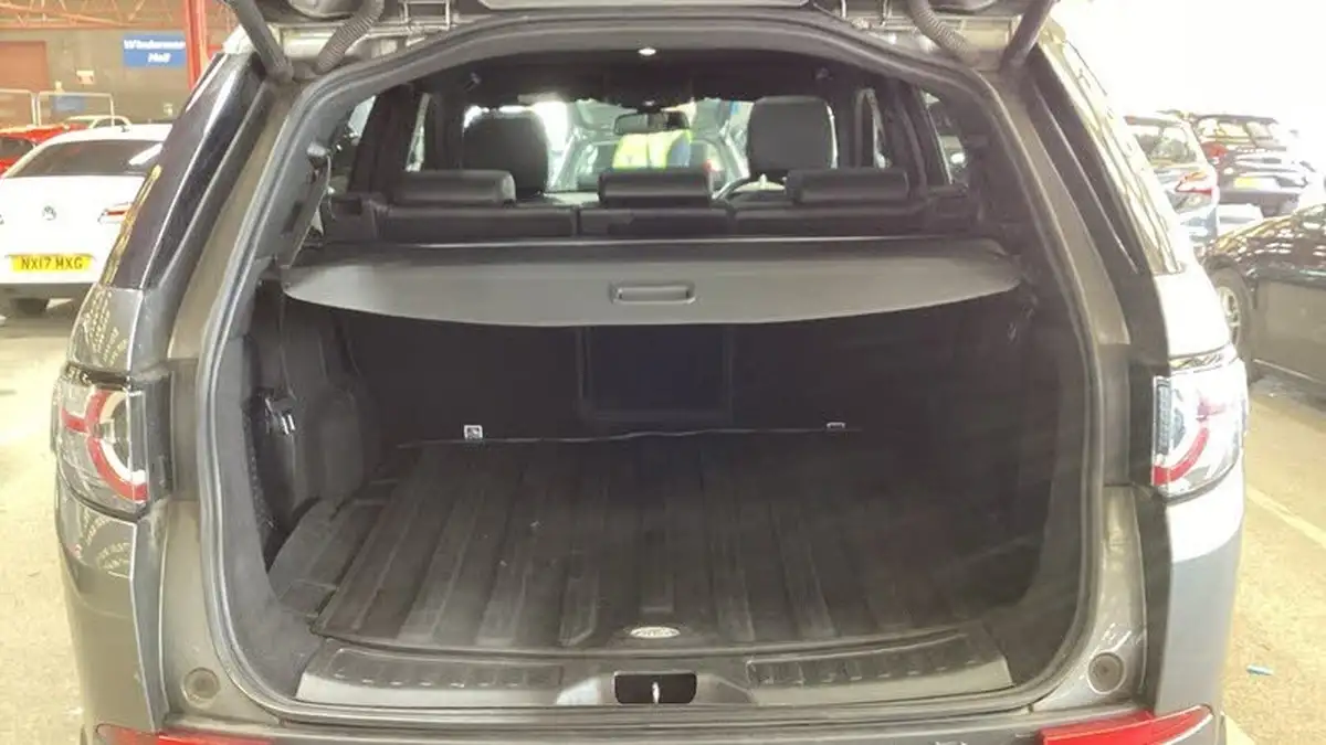 2019-land-rover-discovery-sport-20td4-landmark-big-7