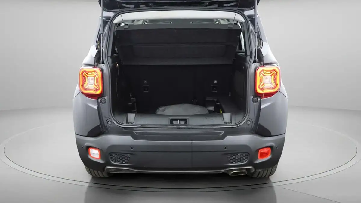 2021-jeep-renegade-13-gse-limited-phev-big-16