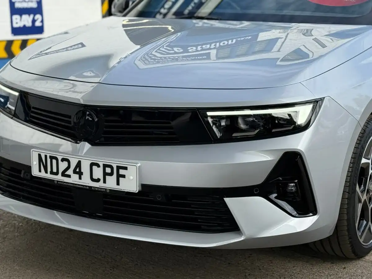2024-vauxhall-astra-12-turbo-ultimate-130ps-hatchback-big-21