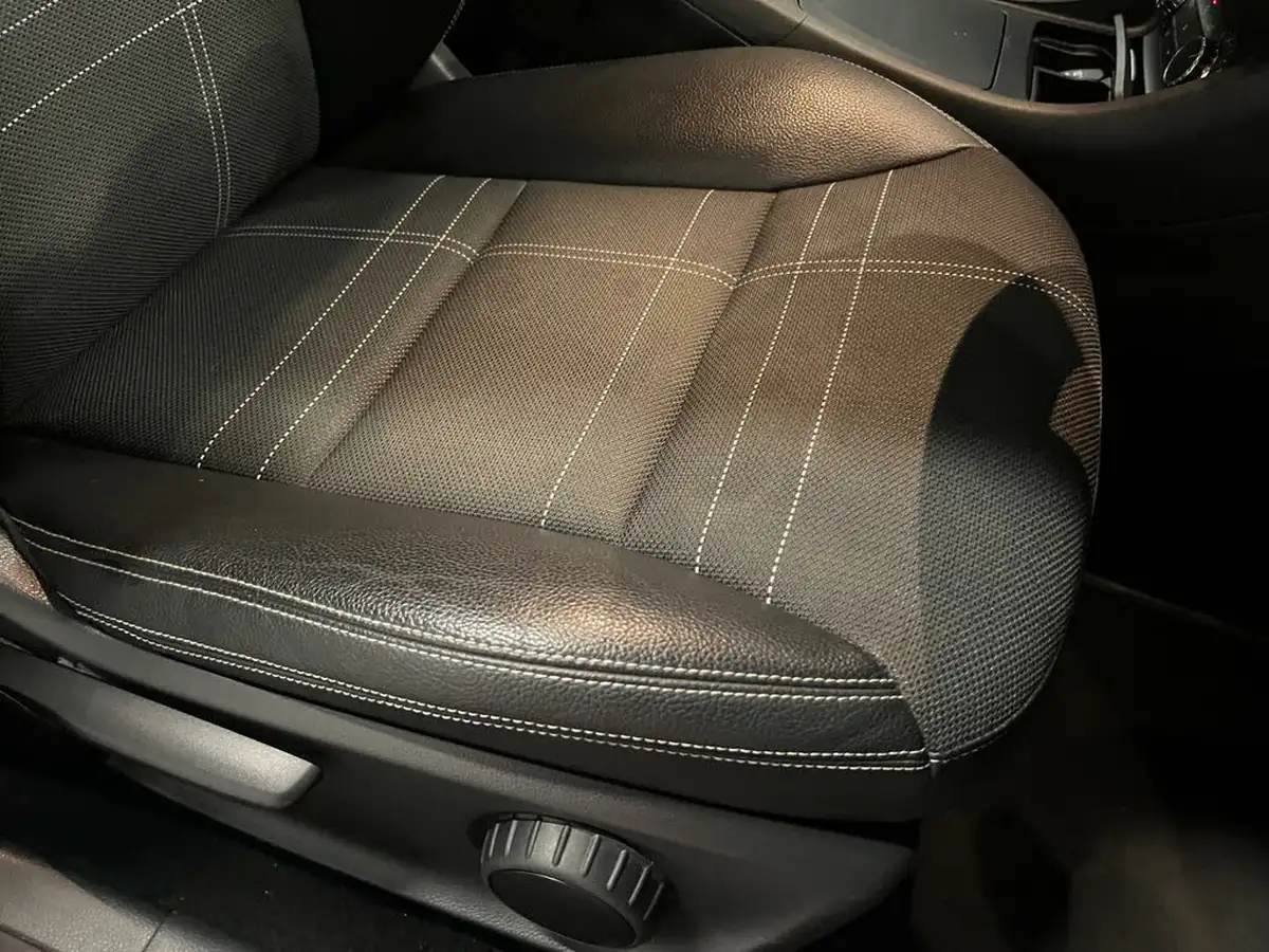 2015-mercedes-benz-a-class-15-cdi-a180-sport-109ps-7g-dct-big-30