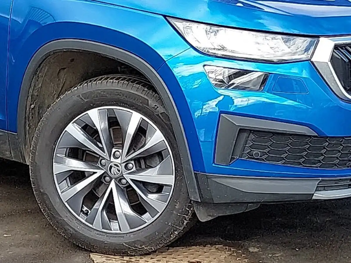 2023-skoda-kodiaq-15-tsi-se-drive-7-dsg-big-8