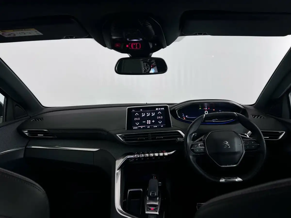 2019-peugeot-3008-suv-12-puretech-gt-line-eat8-big-15