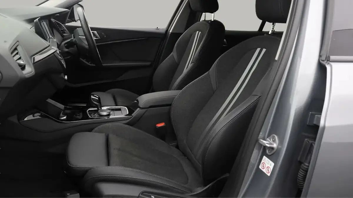 2024-bmw-1-series-15-118i-sport-dct-big-13