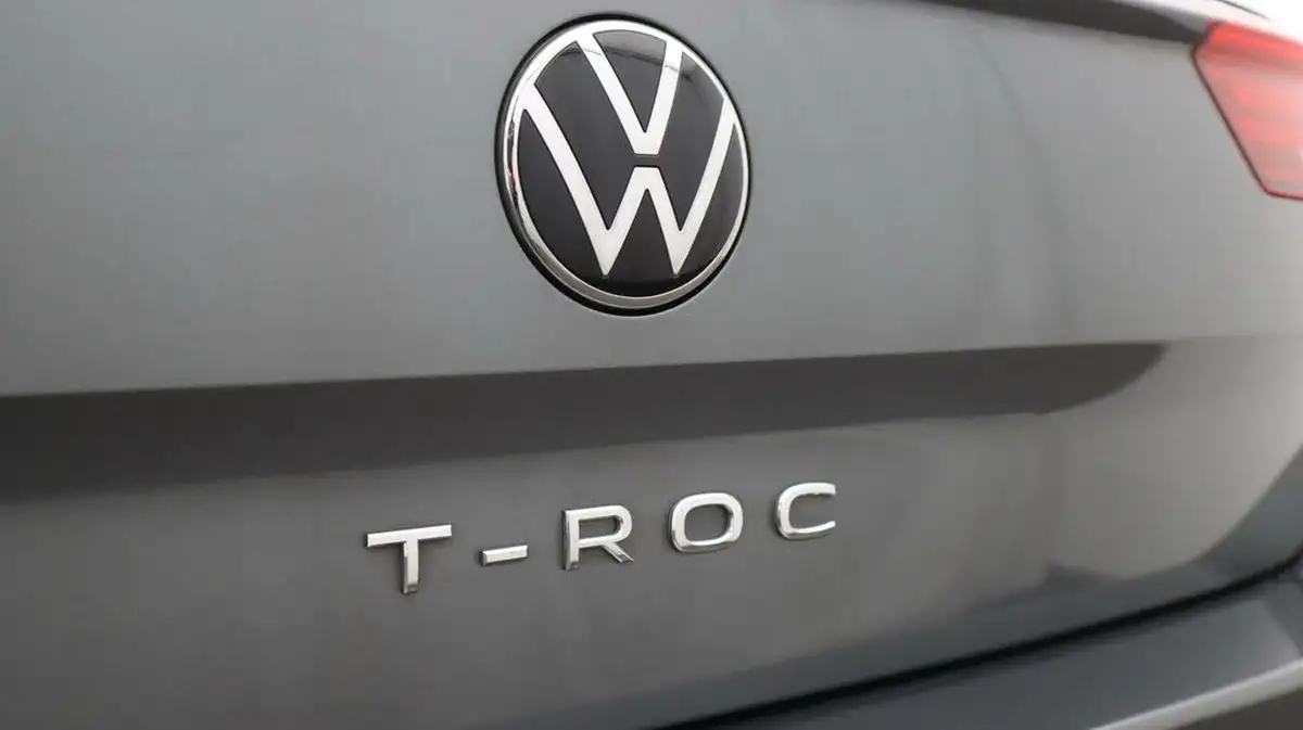 2021-volkswagen-t-roc-10-tsi-active-hatchback-5d-big-20