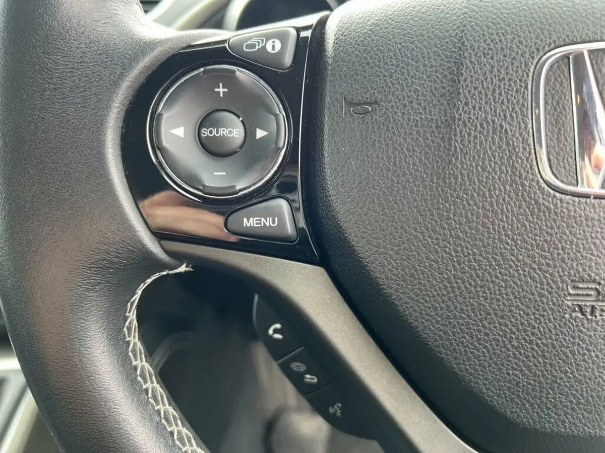 2014-honda-civic-16td-se-plus-tourer-big-11