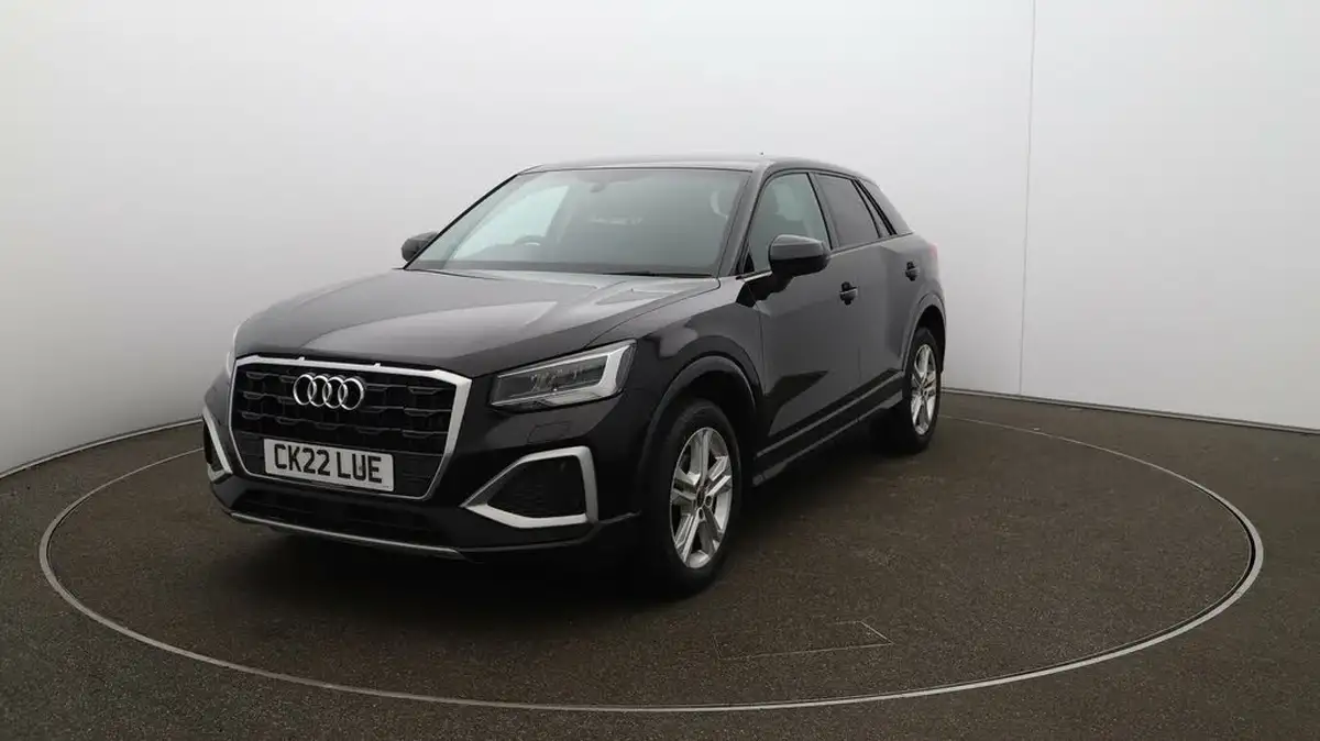 2022-audi-q2-10-30-tfsi-sport-big-26
