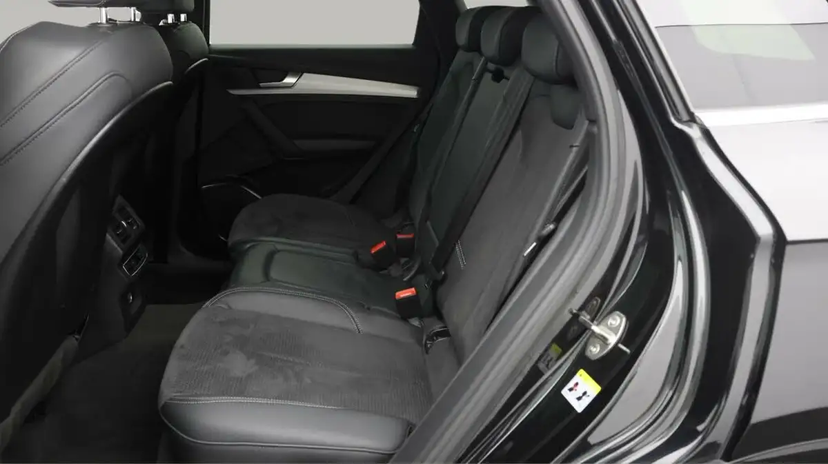 2021-audi-q5-20-50-tfsi-e-s-line-station-wagon-big-15