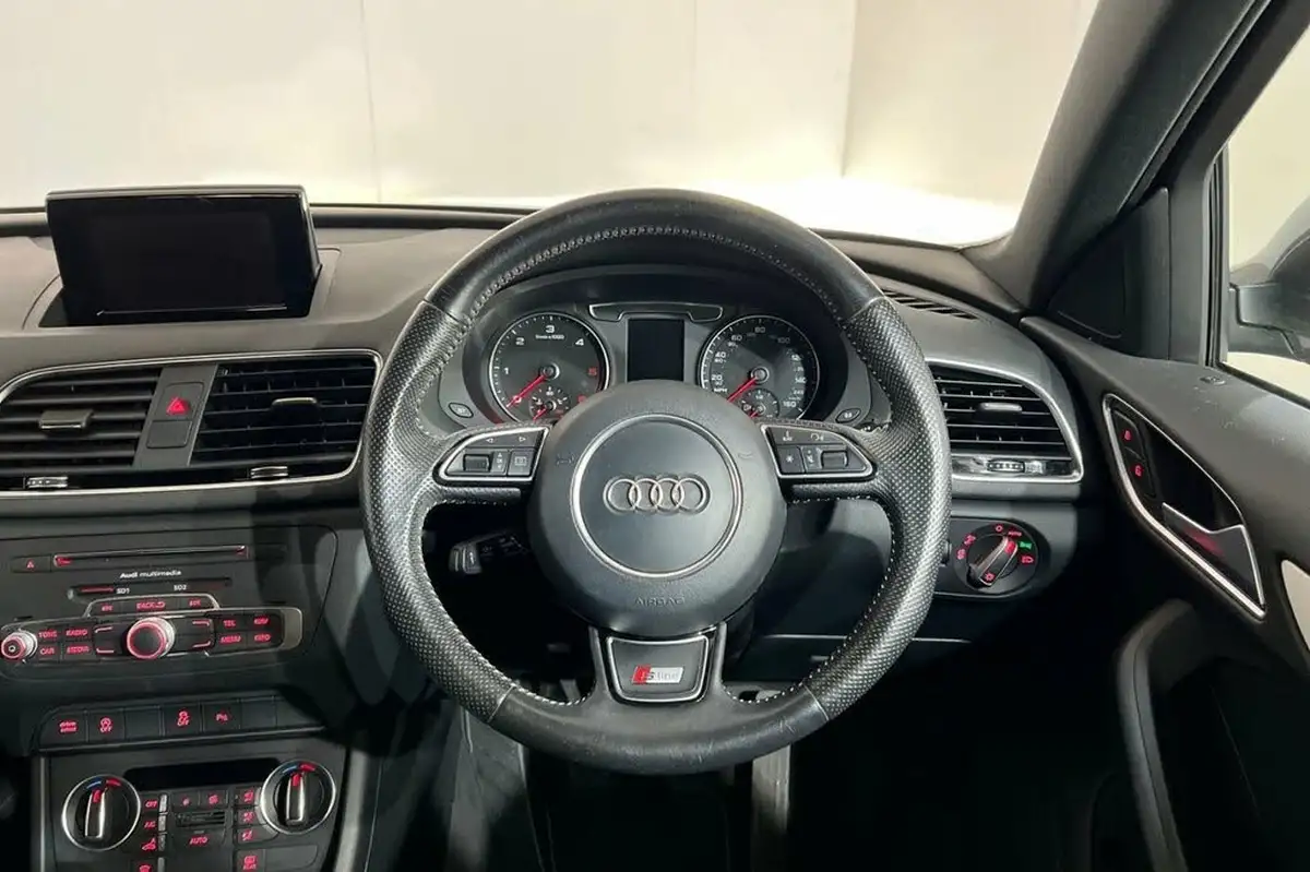2017-audi-q3-20-tdi-quattro-s-line-edition-150ps-big-11