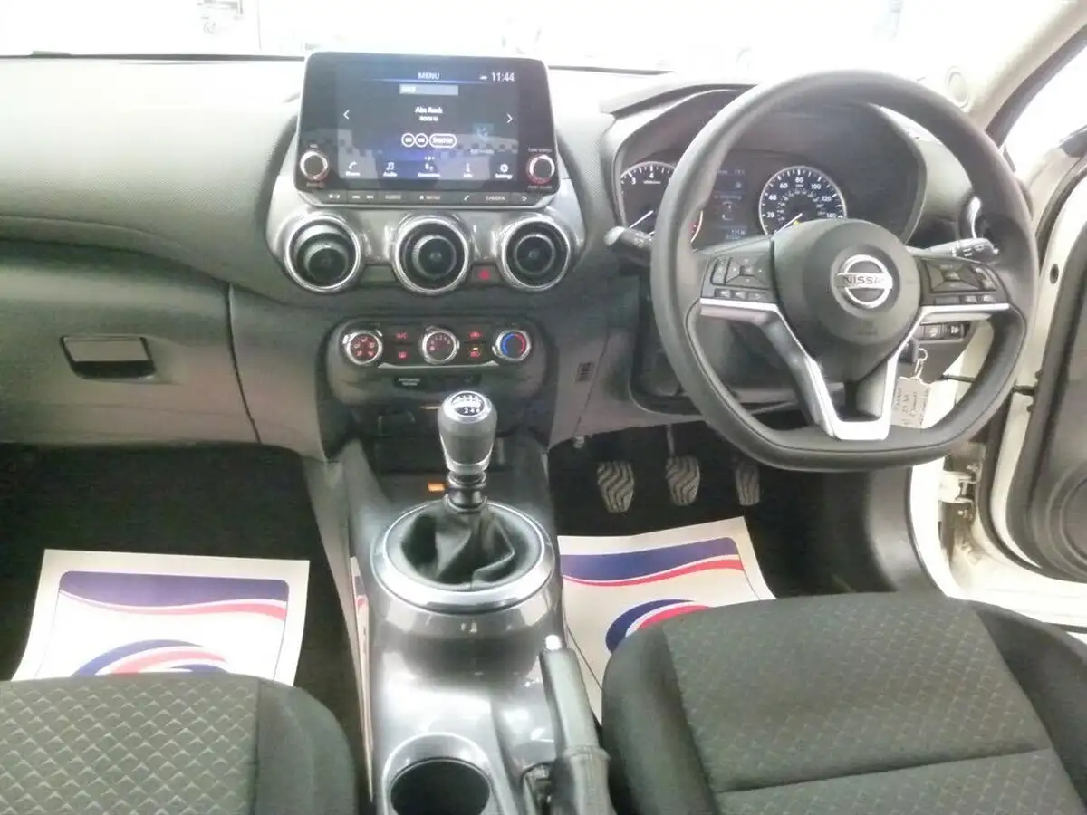 2022-nissan-juke-10-dig-t-acenta-big-17