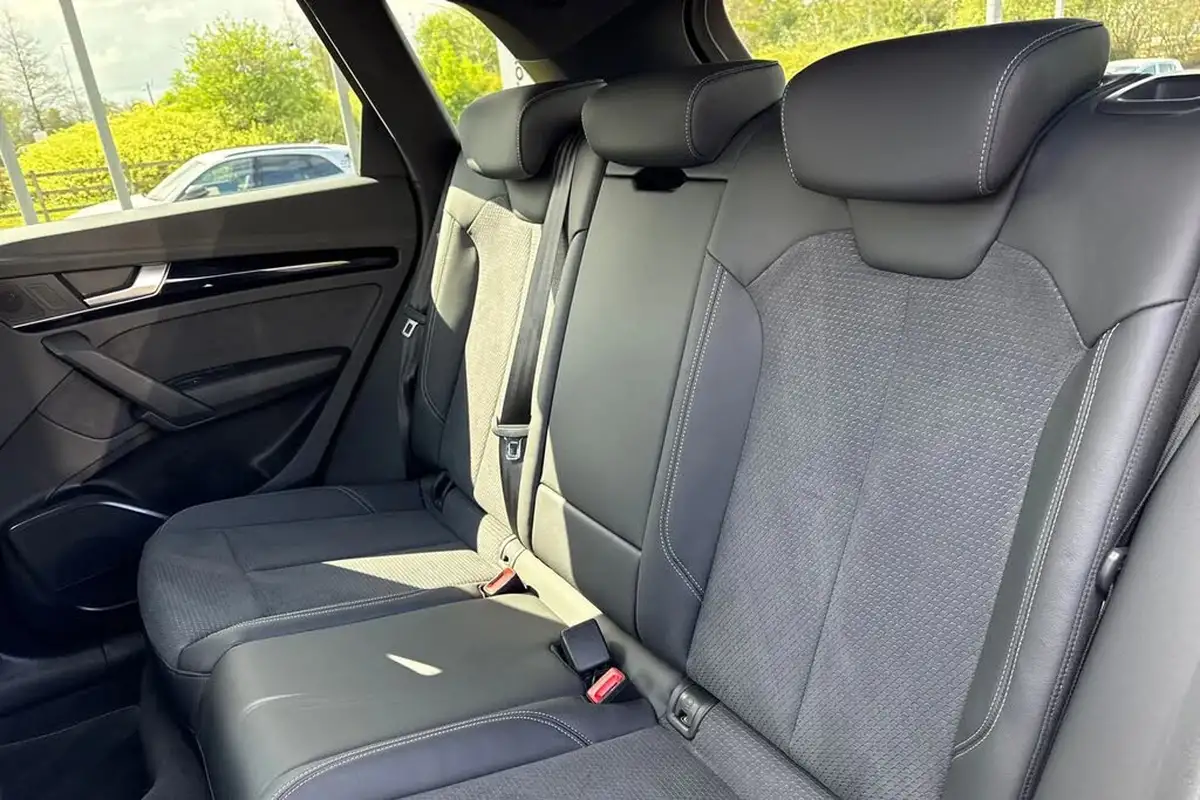 2024-audi-q5-20-tdi-s-line-big-18