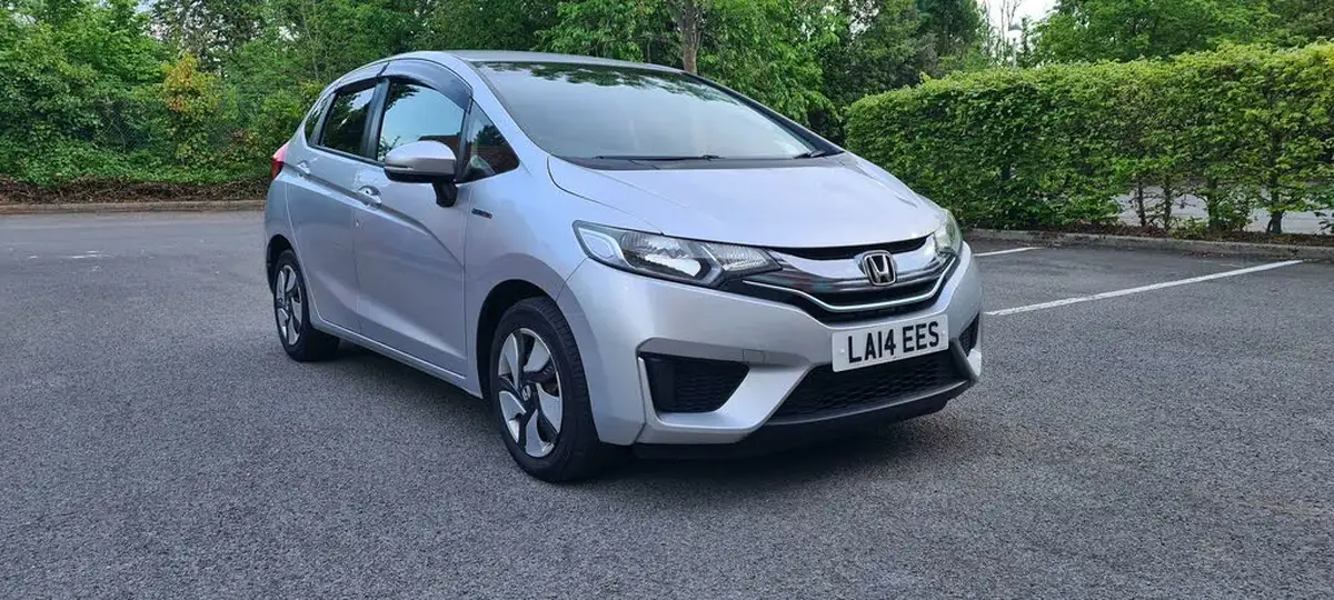 2014-honda-jazz-big-0