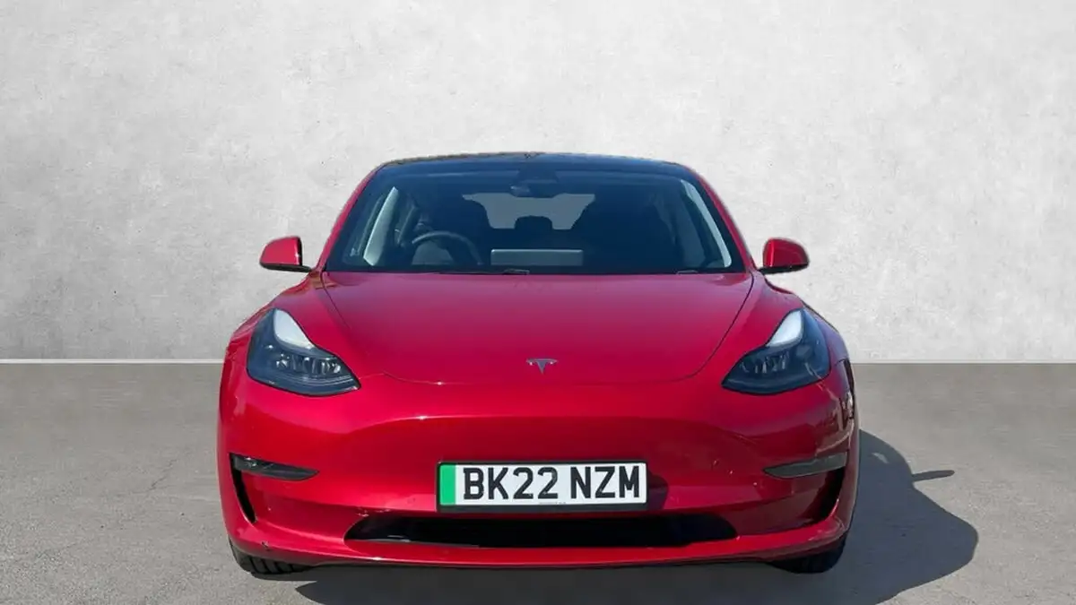 2022-tesla-model-3-e-long-range-big-1