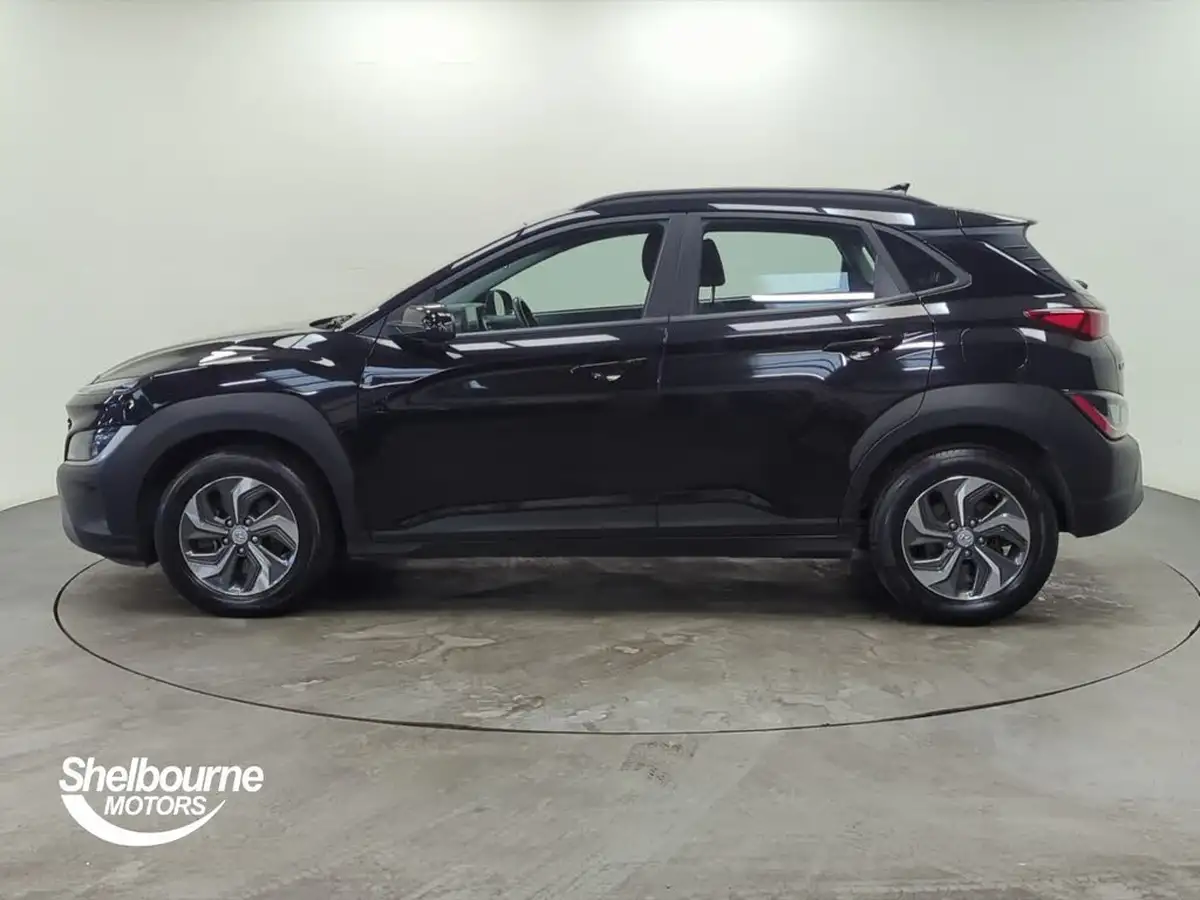 2023-hyundai-kona-16-gdi-se-connect-big-13