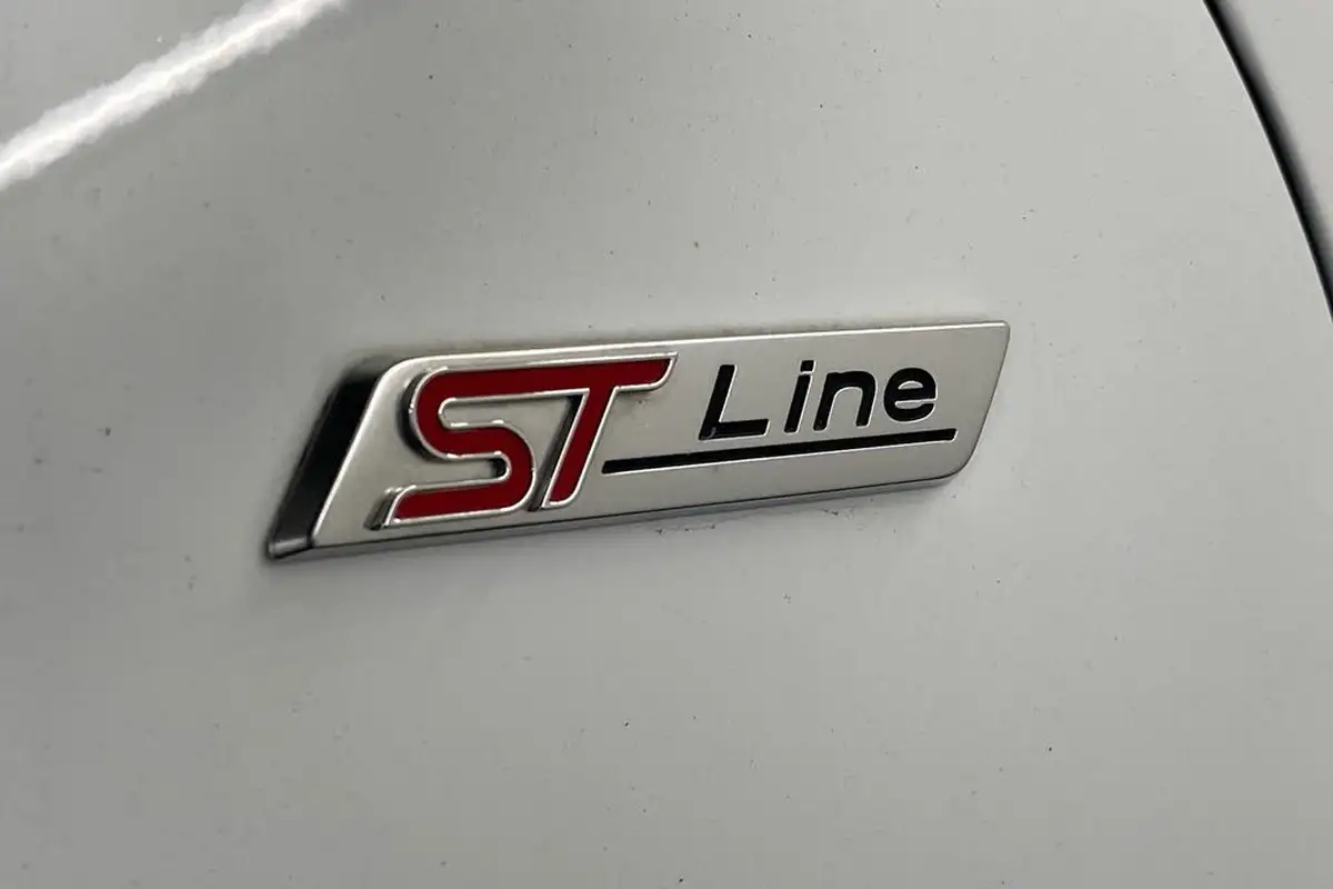 2023-ford-kuga-15t-st-line-x-edition-big-17