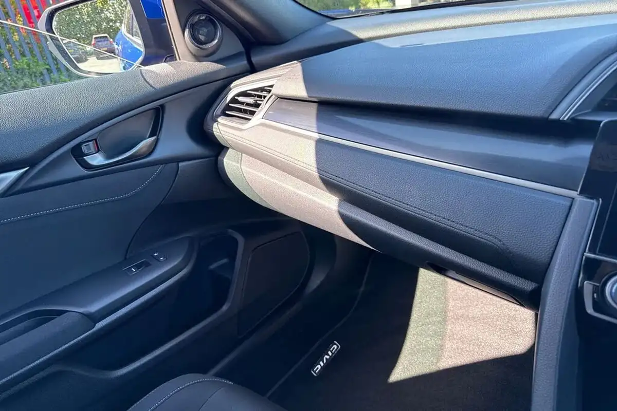 2020-honda-civic-10-vtec-turbo-sr-hatchback-5d-big-57
