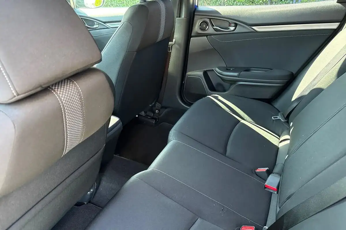 2020-honda-civic-10-vtec-turbo-sr-hatchback-5d-big-29