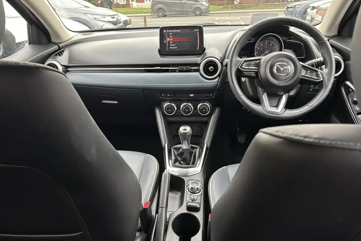 2022-mazda-mazda2-15-e-skyactiv-g-gt-sport-big-7