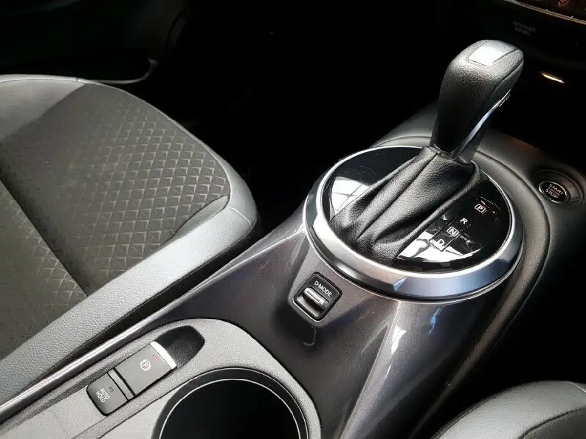 2023-nissan-juke-10-dig-t-n-connecta-dct-big-16