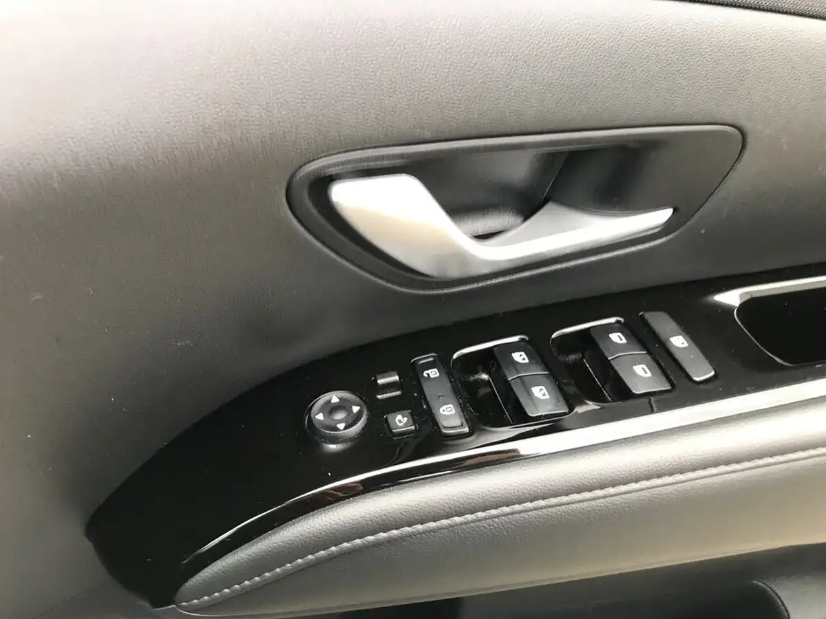 2022-hyundai-tucson-16-t-gdi-se-connect-150ps-big-27