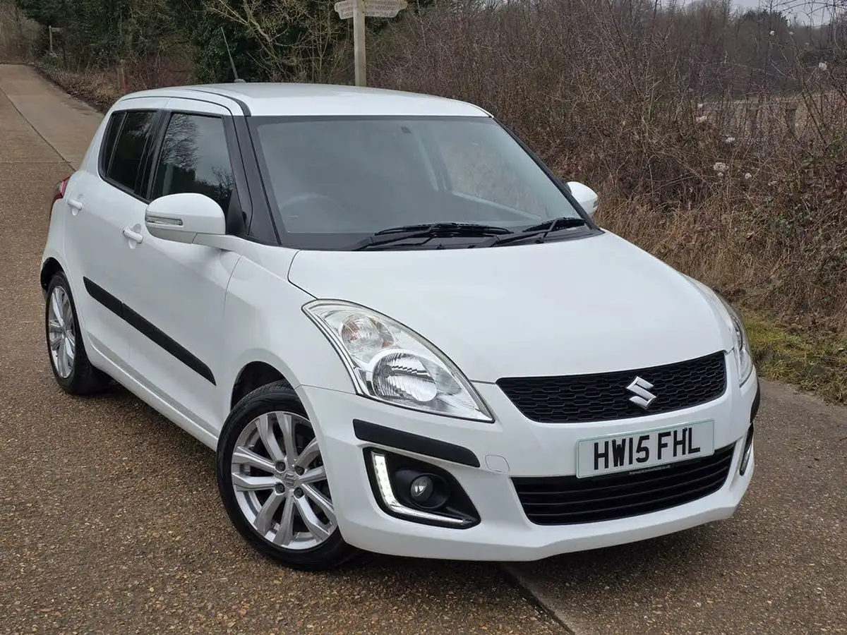 2015-suzuki-swift-12-sz4-90ps-5d-big-17
