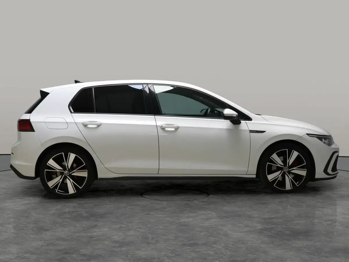 2021-volkswagen-golf-20tdi-gtd-big-6