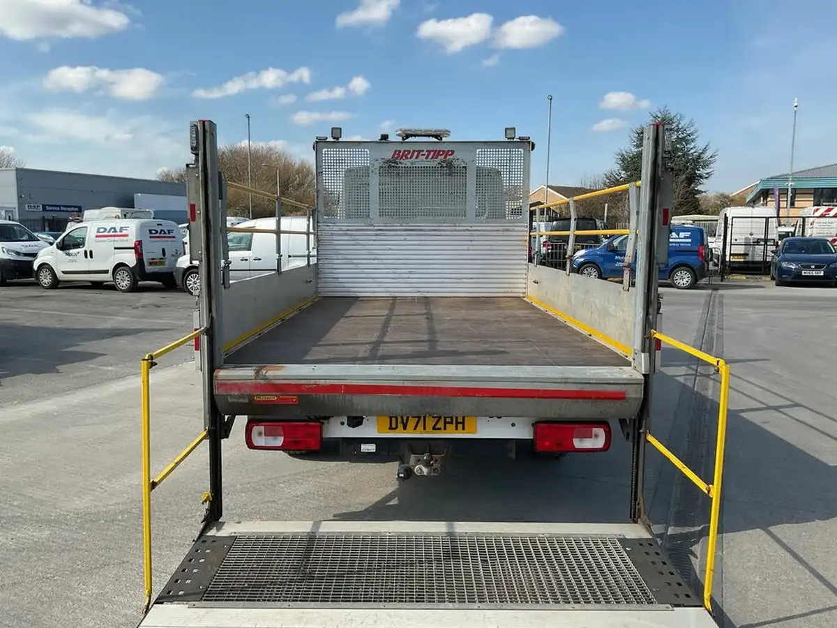 2021-volkswagen-crafter-20tdi-cr35-lwb-startline-140pseu6dt-e-chassis-cab-big-10