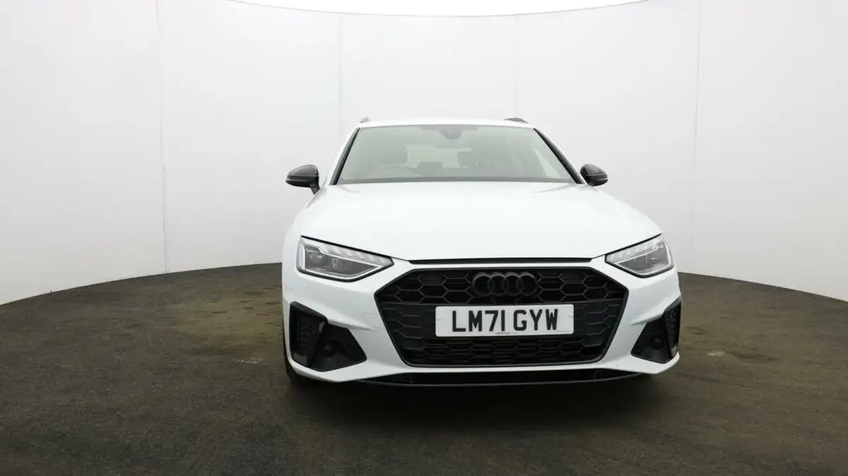 2021-audi-a4-avant-20-35-tfsi-black-edition-big-35