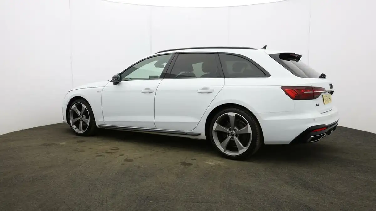 2021-audi-a4-avant-20-35-tfsi-black-edition-big-59