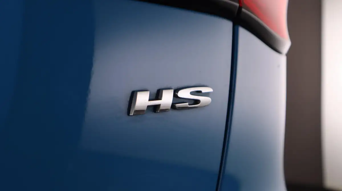 2022-mg-hs-15t-gdi-exclusive-162ps-big-21