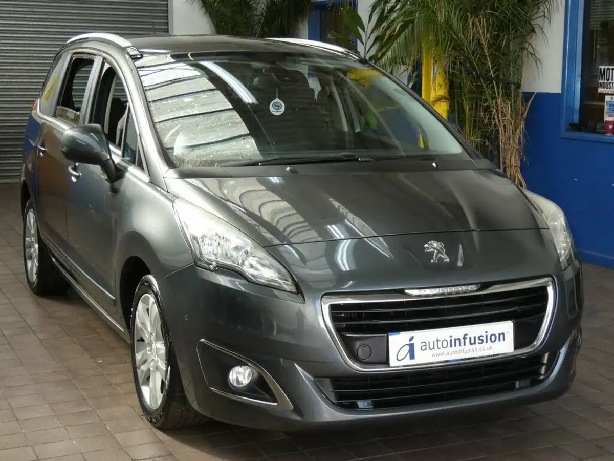 2014-peugeot-5008-16hdi-active-big-0