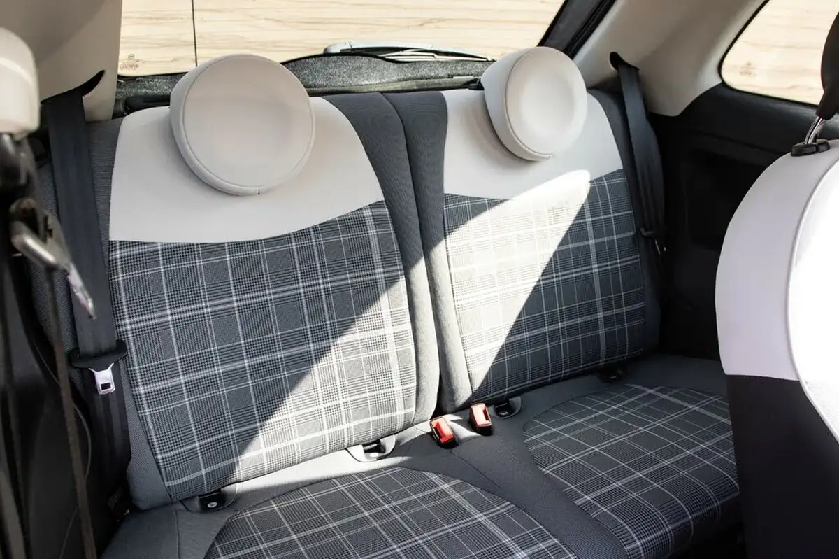 2019-fiat-500-12-lounge-big-33