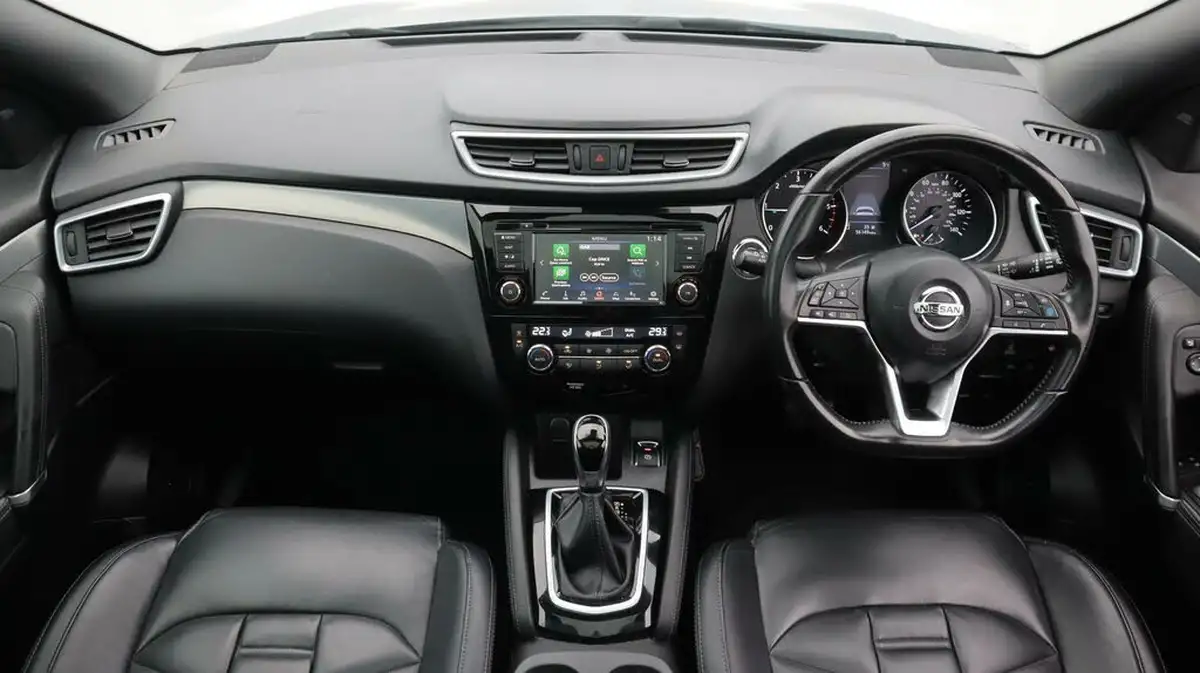2019-nissan-qashqai-17dci-tekna-4x4-cvt-big-13